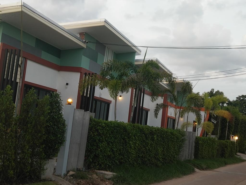 Le Park 23 Boutique Resort Roi Et Exterior foto